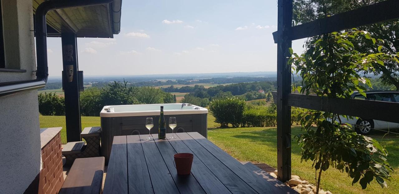 Puconci Holiday House Vilana מראה חיצוני תמונה